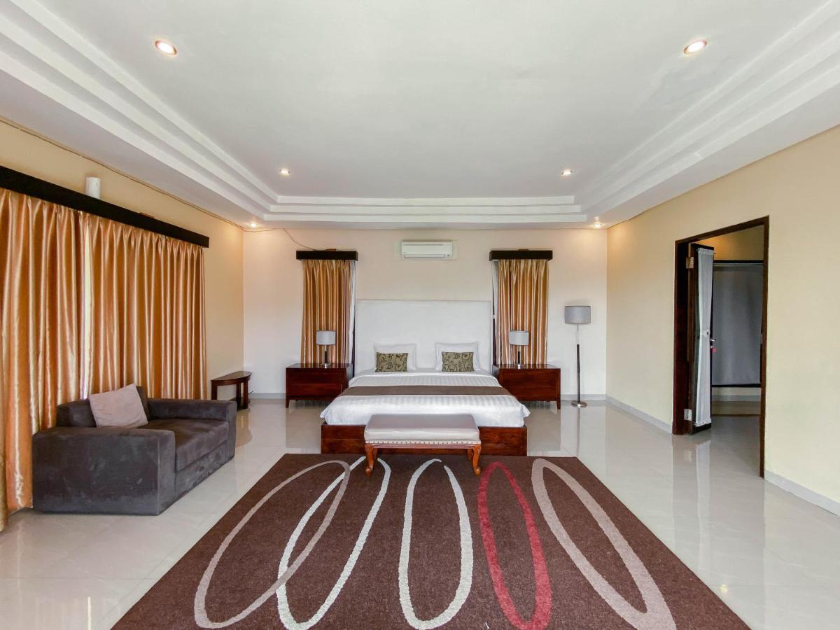 Cometa Villas Seminyak By Premier Hospitality Asia Seminyak (Bali) Exterior photo