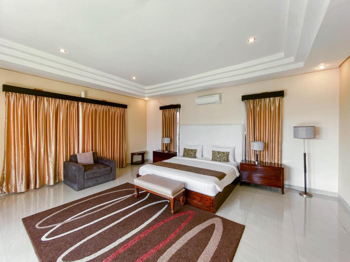 Cometa Villas Seminyak By Premier Hospitality Asia Seminyak (Bali) Exterior photo