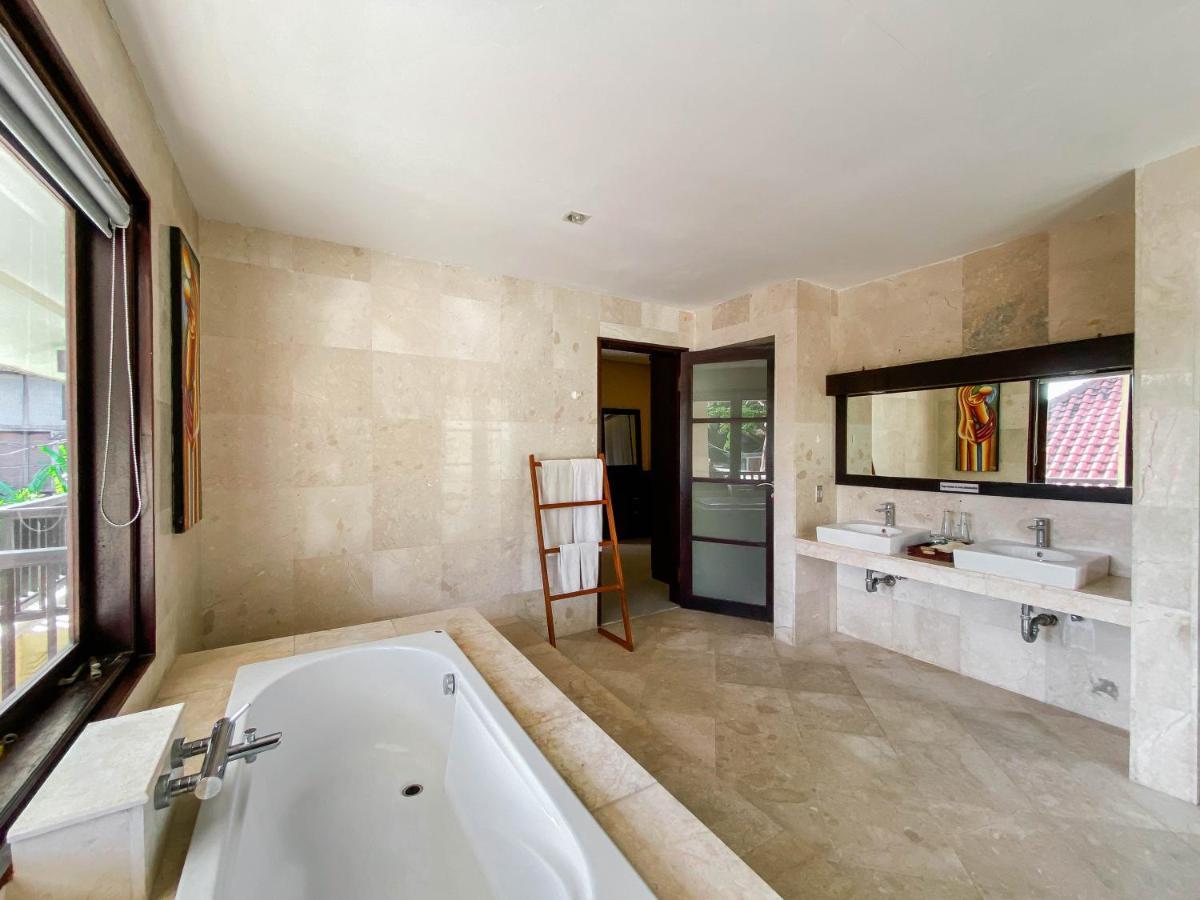 Cometa Villas Seminyak By Premier Hospitality Asia Seminyak (Bali) Exterior photo