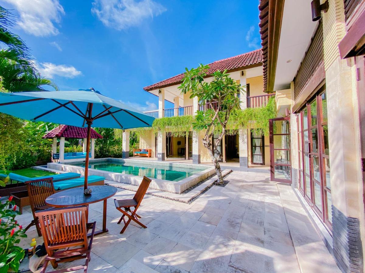 Cometa Villas Seminyak By Premier Hospitality Asia Seminyak (Bali) Exterior photo