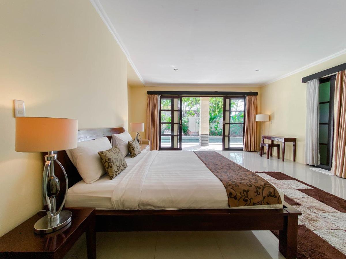 Cometa Villas Seminyak By Premier Hospitality Asia Seminyak (Bali) Exterior photo