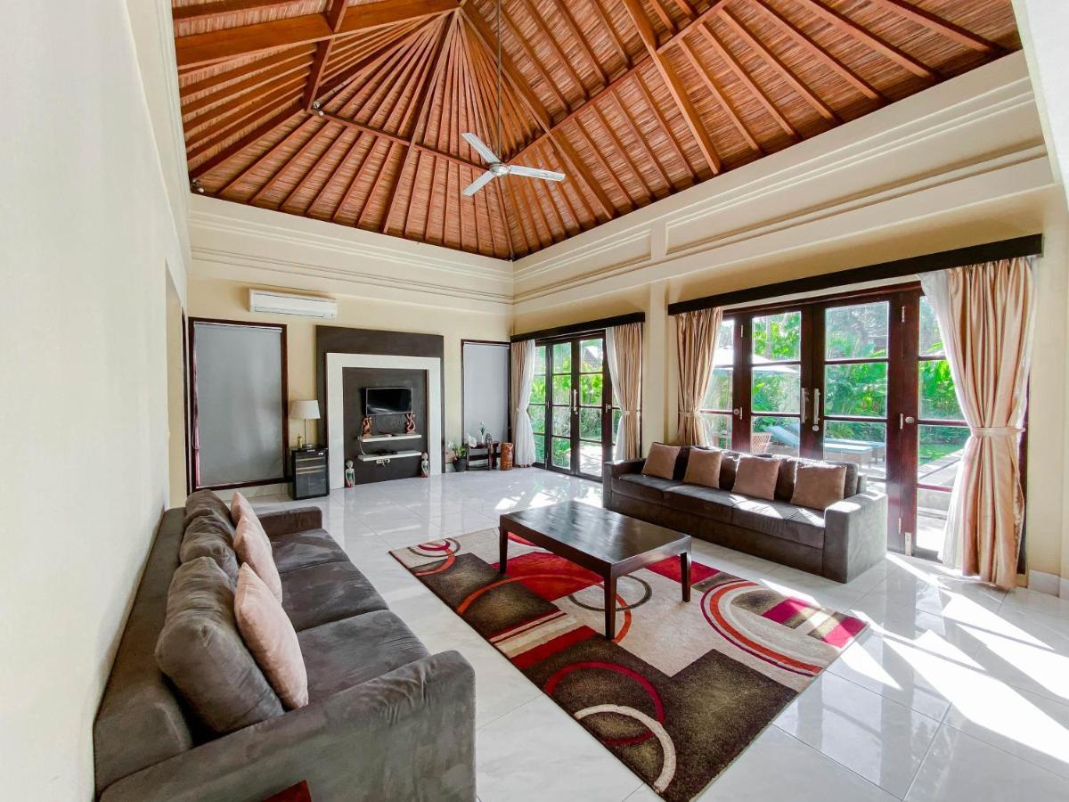 Cometa Villas Seminyak By Premier Hospitality Asia Seminyak (Bali) Exterior photo